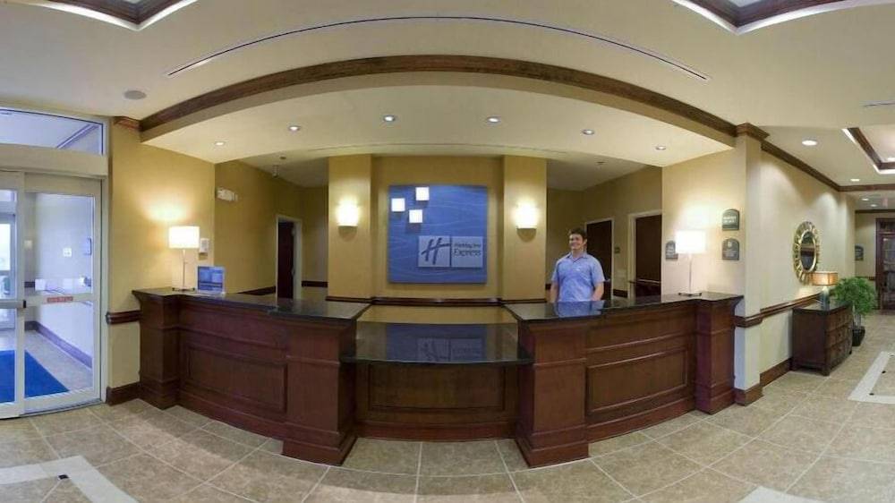Holiday Inn Express & Suites MILLINGTON-MEMPHIS AREA by IHG 2