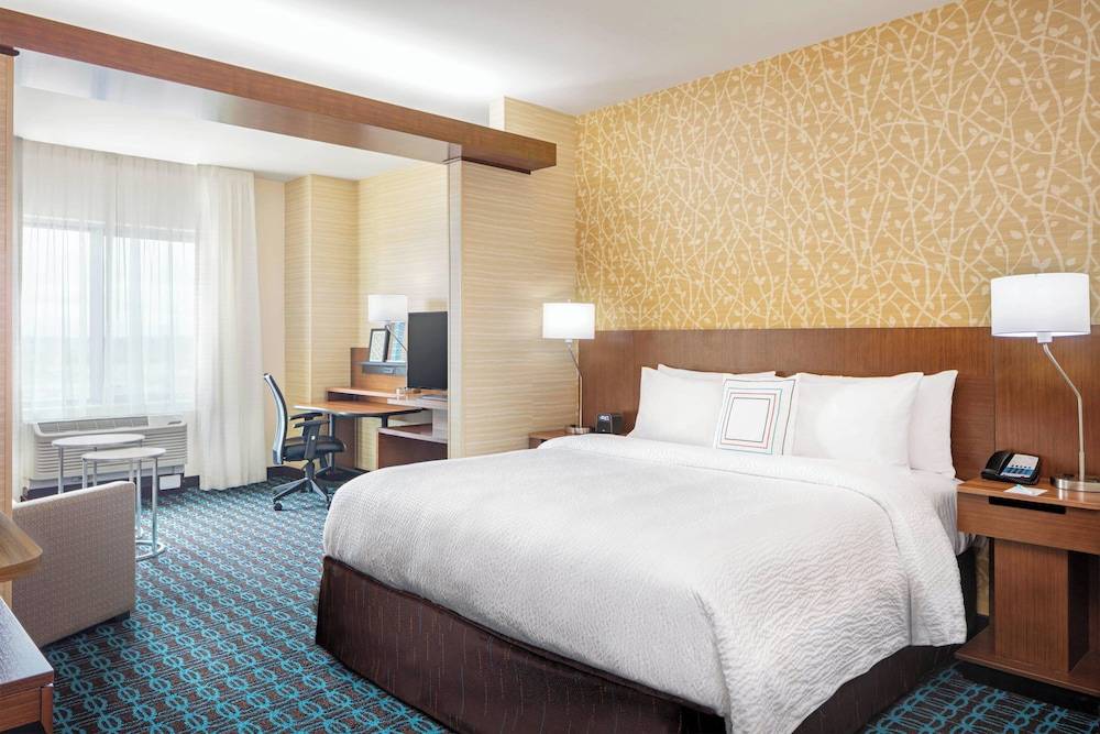 Fairfield Inn & Suites by Marriott North Bergen 1