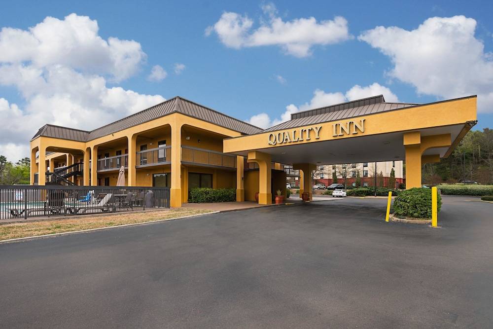 Quality Inn Airport - Southeast 1