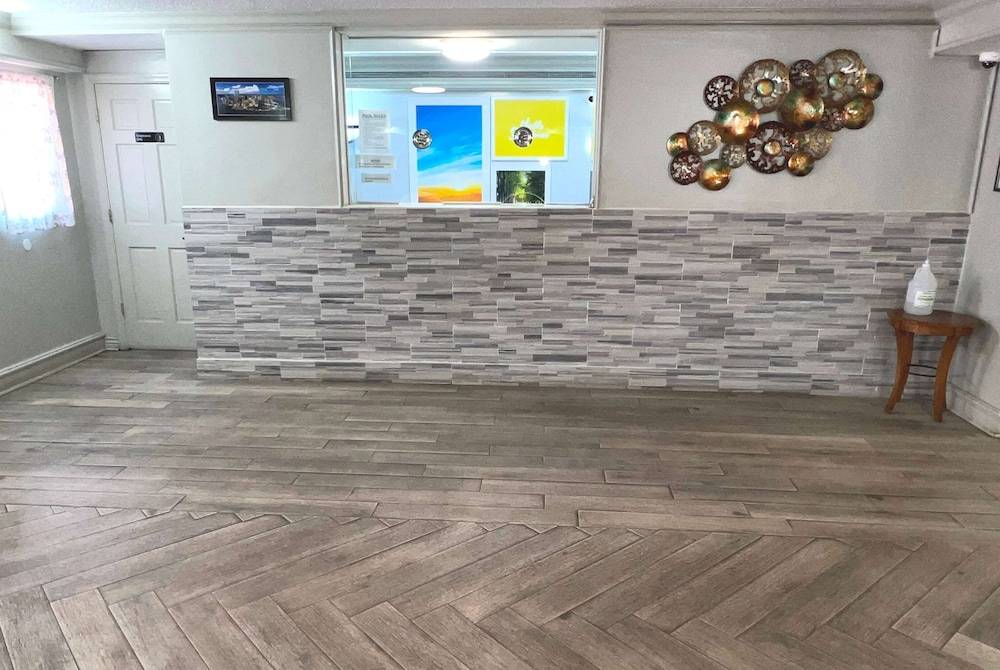 Days Inn by Wyndham Birmingham/West 1