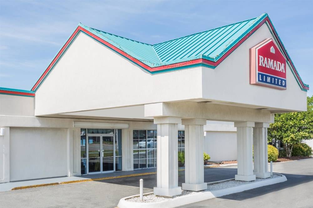 Ramada Limited Norfolk 1