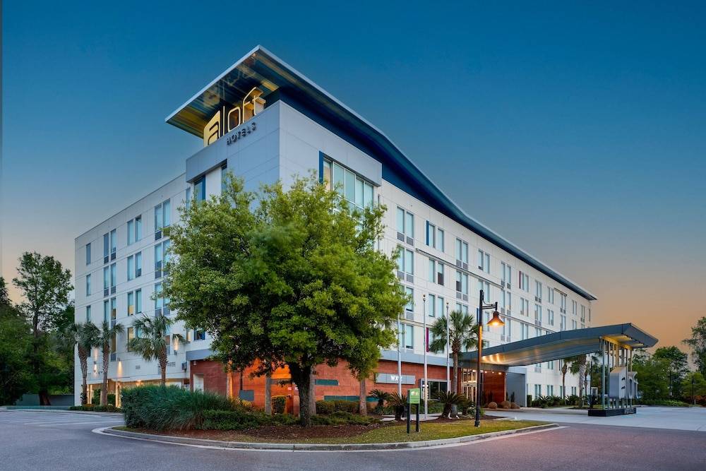 Aloft by Marriott Charleston Airport & Convention Center 1