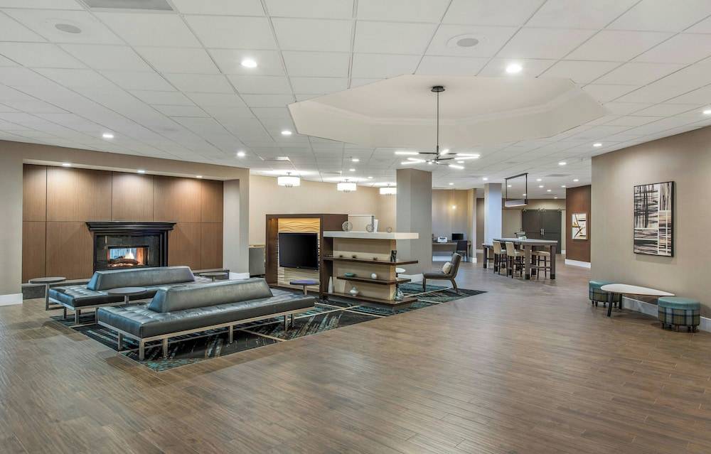 Staybridge Suites Oxnard - River Ridge by IHG 2