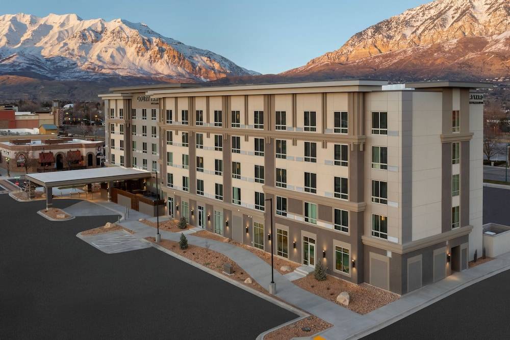Courtyard by Marriott Orem University Place 1