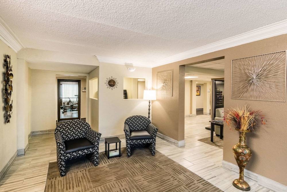 Quality Inn Pensacola North 2