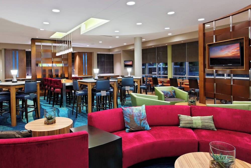 SpringHill Suites by Marriott Pensacola 2