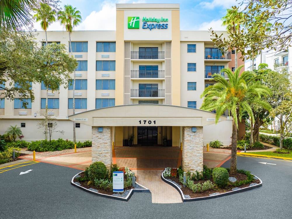 Holiday Inn Express & Suites FT. LAUDERDALE-PLANTATION by IHG 1