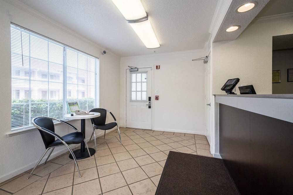 Studio 6 Extended Stay - Roswell, GA - Atlanta 2