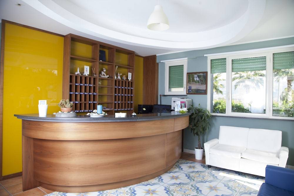 Medea Beach Resort - Cultural Stay near Amalfi Coast & Paestum 2