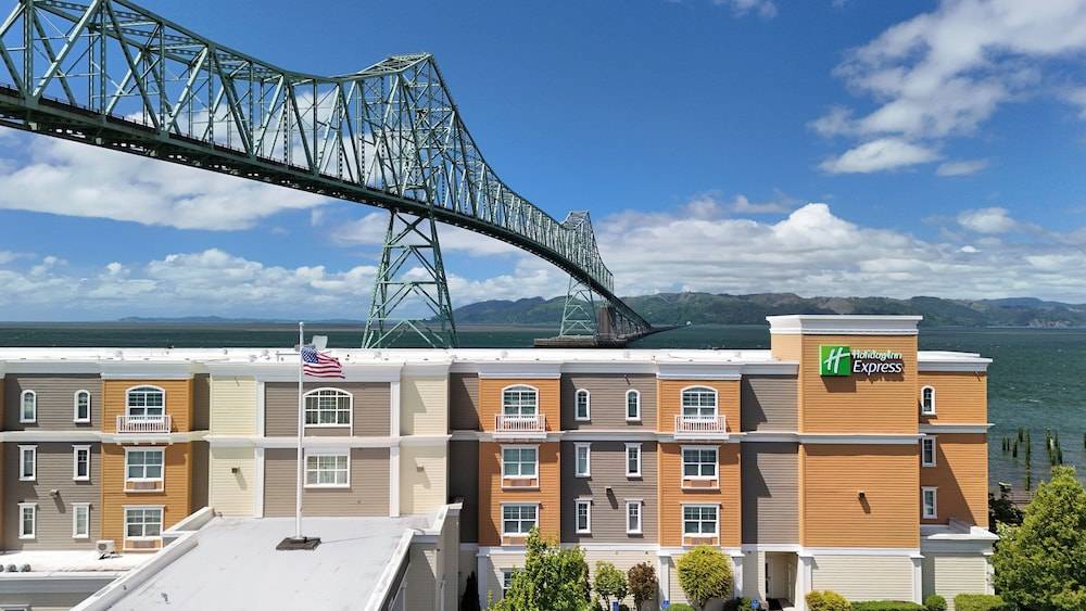Holiday Inn Express & Suites ASTORIA by IHG 1