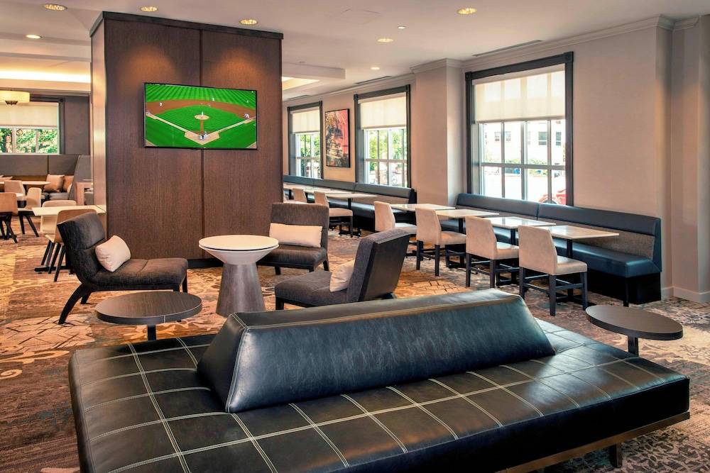 Residence Inn Alexandria Old Town/Duke Street 2