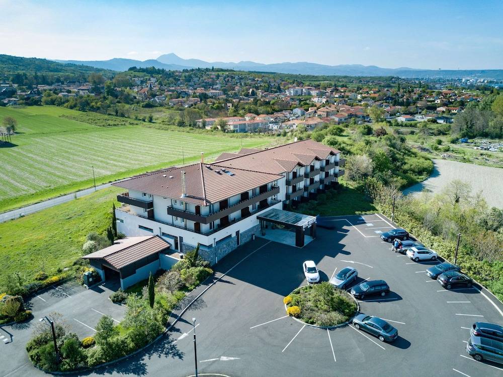 Best Western Plus Hôtel Gergovie 1