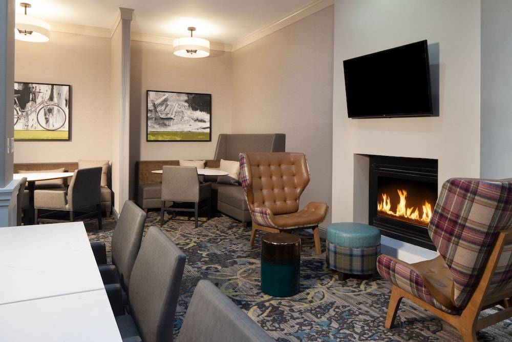 Residence Inn by Marriott Newark Silicon Valley 2