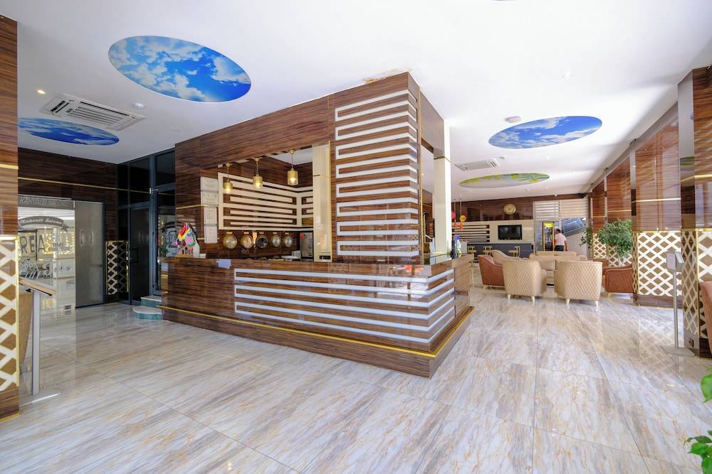 Kar Hotel 2