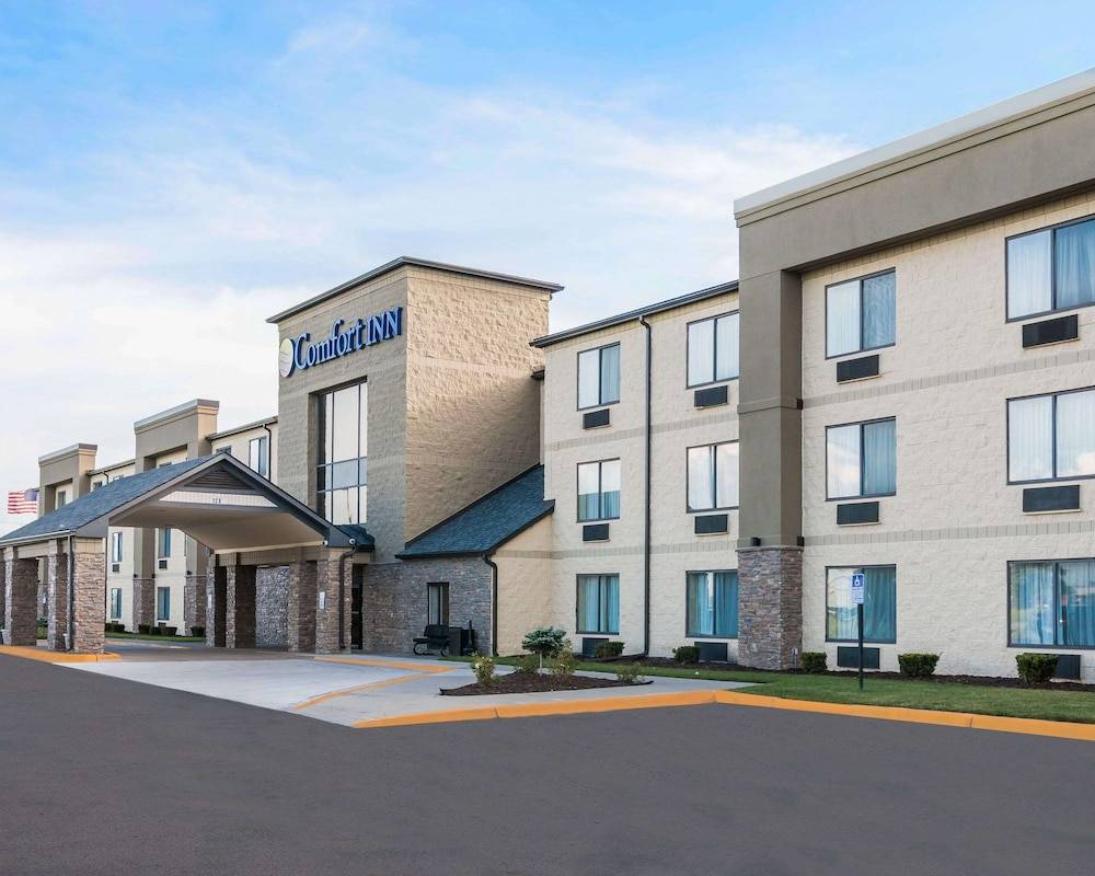 Comfort Inn Metro Airport 1