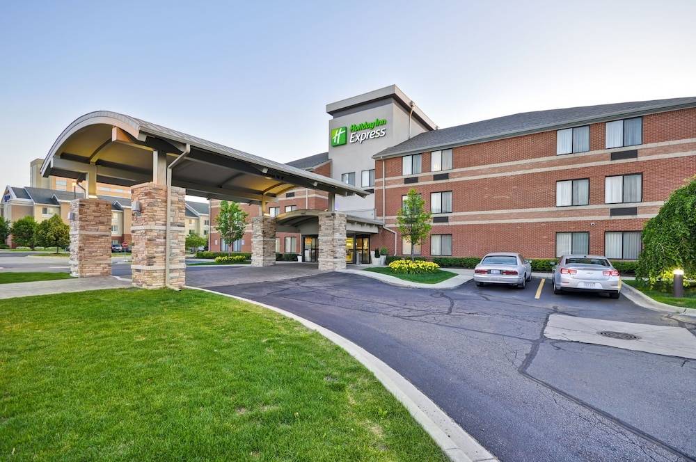 Holiday Inn Express ROMULUS / DETROIT AIRPORT by IHG 1