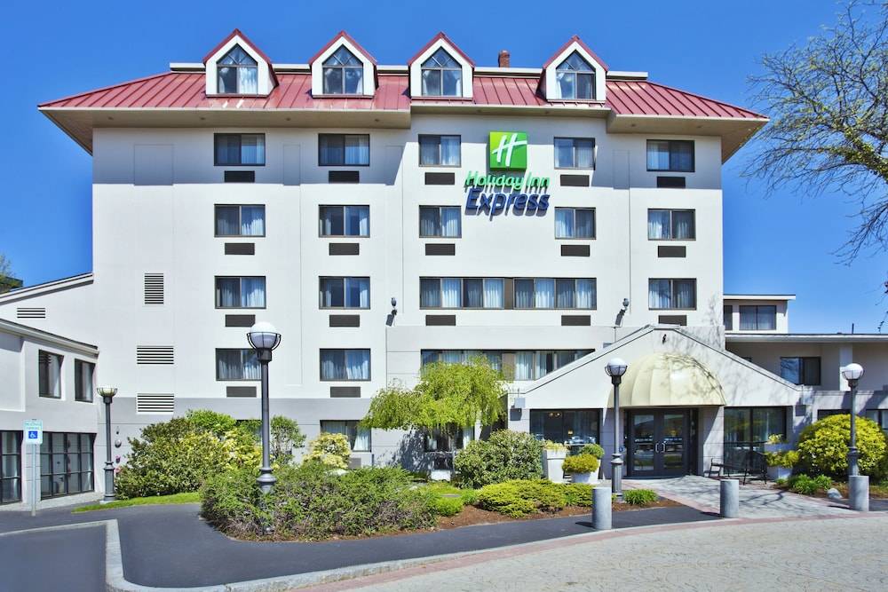 Holiday Inn Express BOSTON-WALTHAM by IHG 1