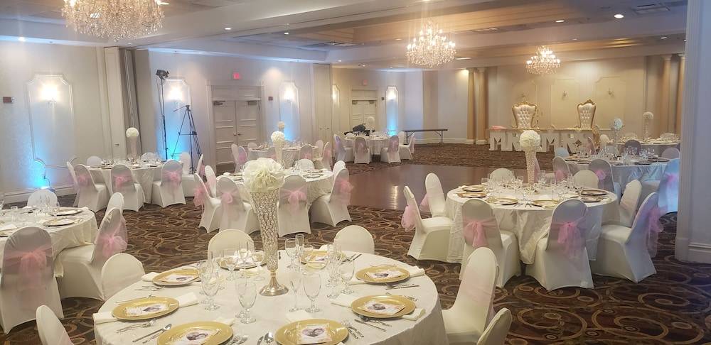 Clarion Hotel BWI Airport Arundel Mills 1