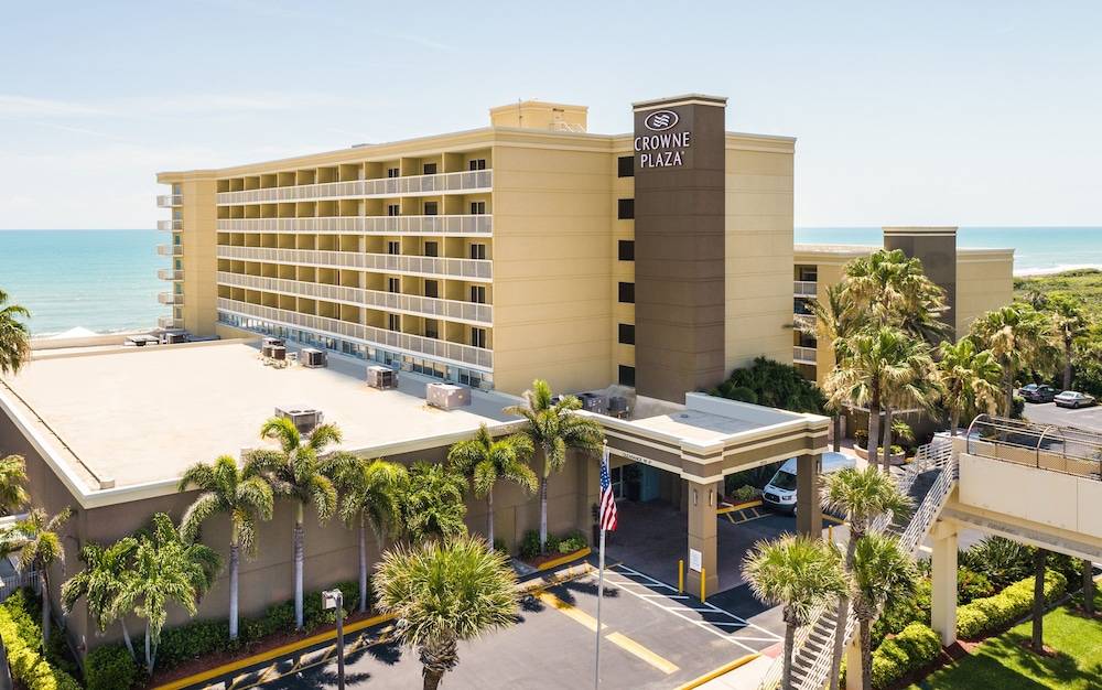 Crowne Plaza MELBOURNE-OCEANFRONT by IHG 1