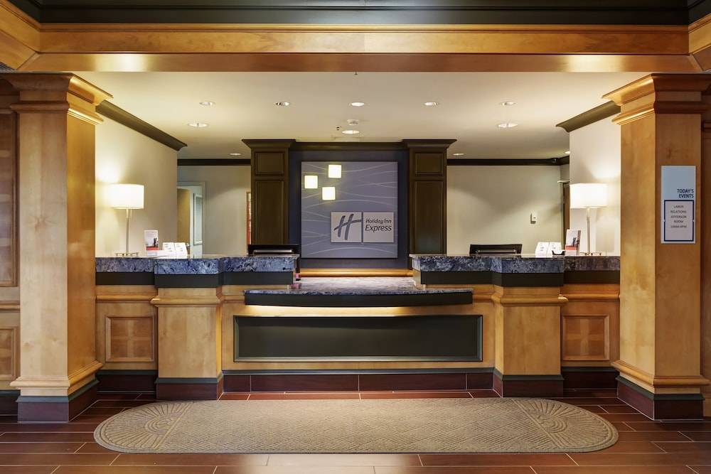 Holiday Inn Express & Suites WARWICK-PROVIDENCE (AIRPORT) by IHG 2