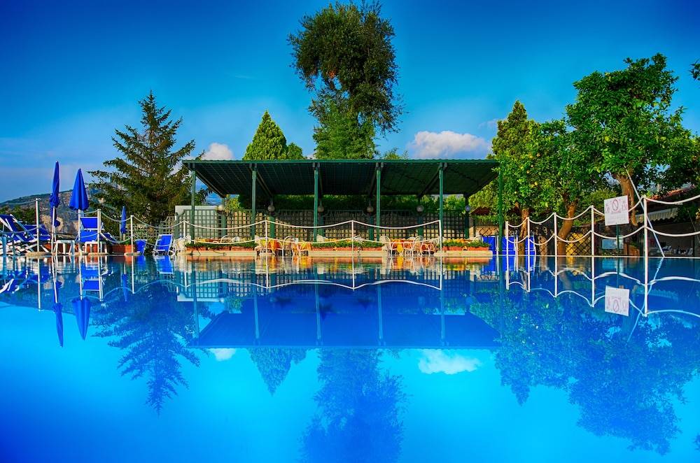 Hotel Girasole 1