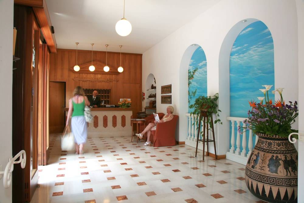 Hotel Girasole 2