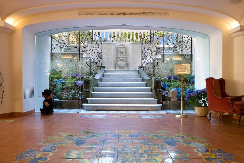 Grand Hotel La Favorita 1