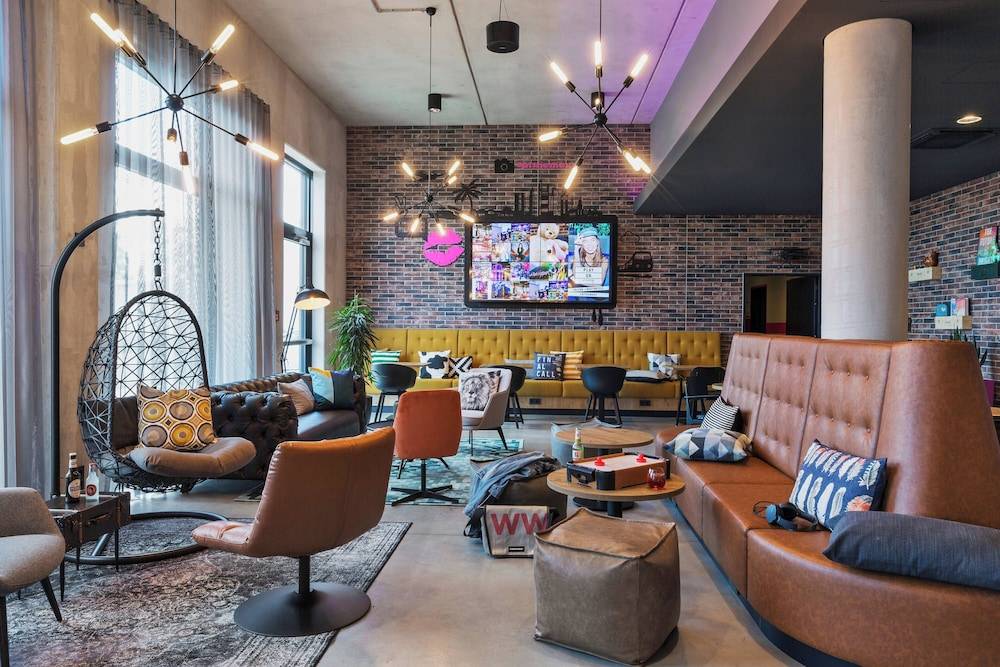 Moxy Frankfurt Airport Kelsterbach 2