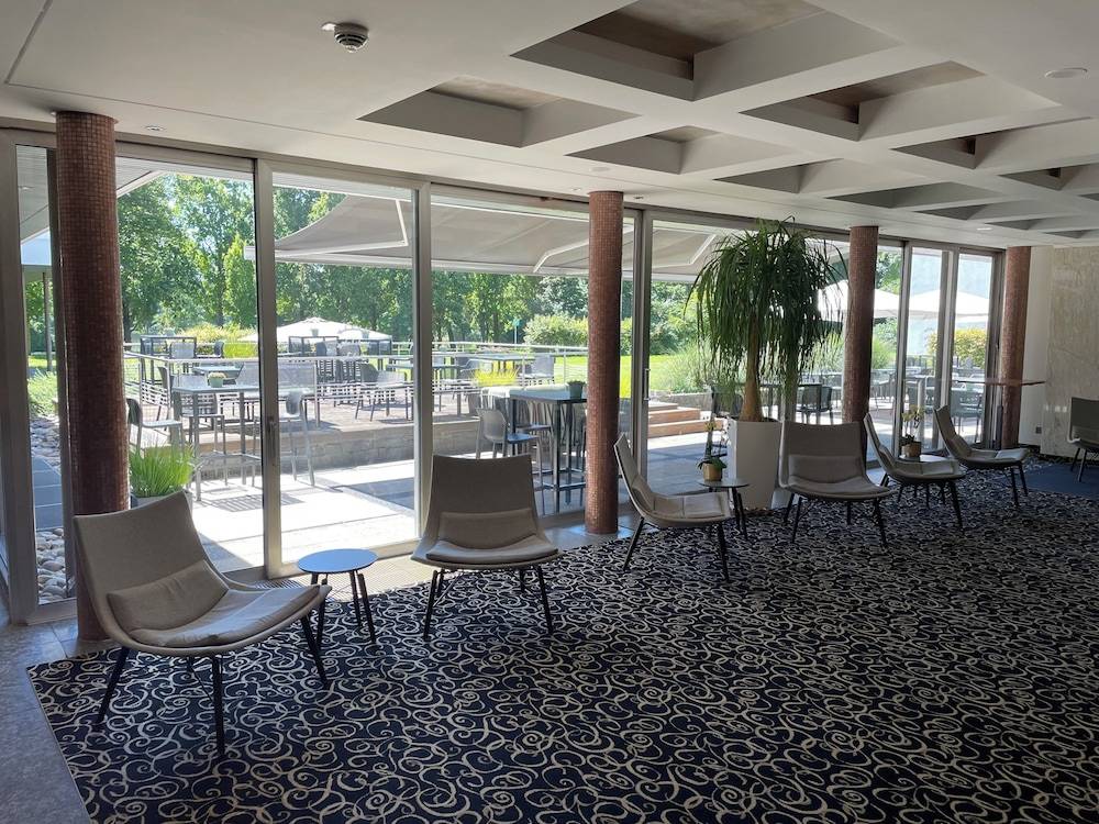 Schlosshotel Monrepos 2
