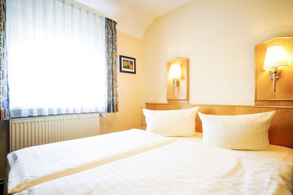 Hotel Sauer Garni 1