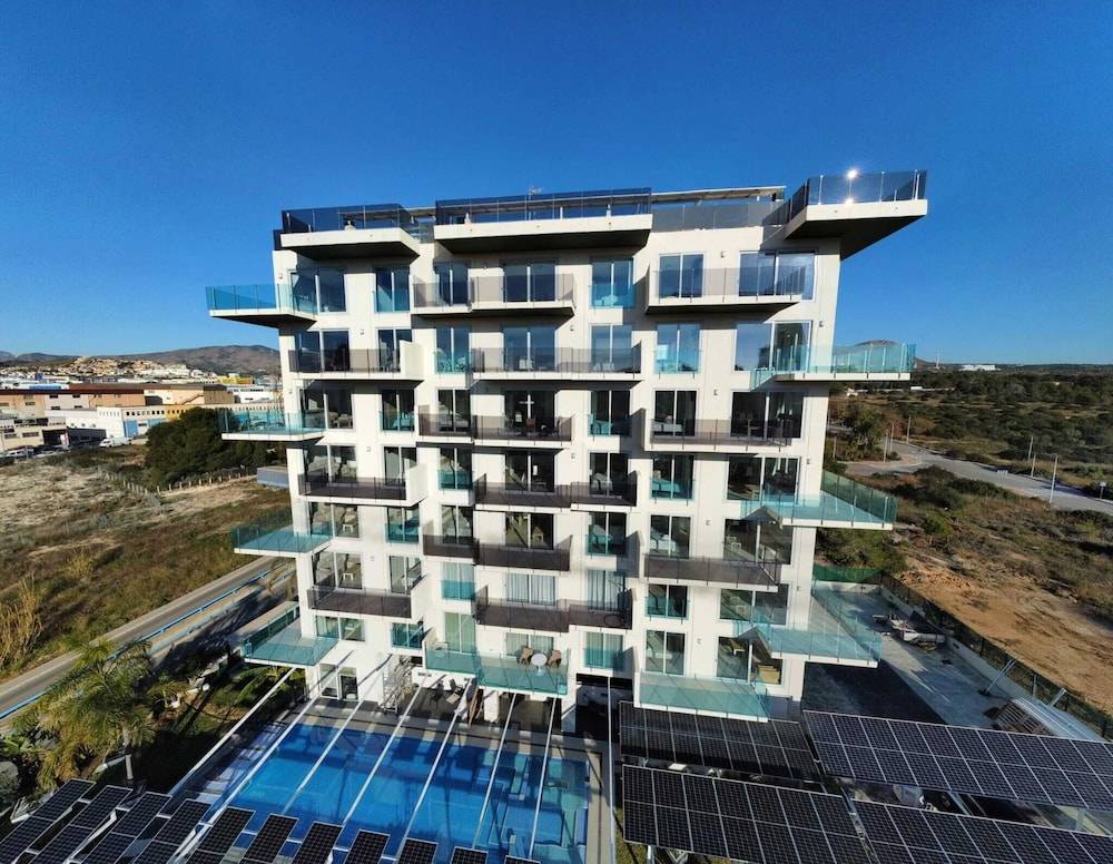 APARTAMENTOS OASIS DE LA CALA 1