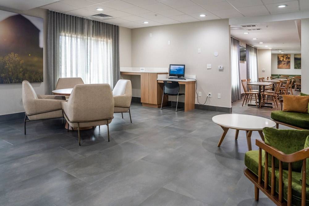 Fairfield Inn & Suites Beaumont 2