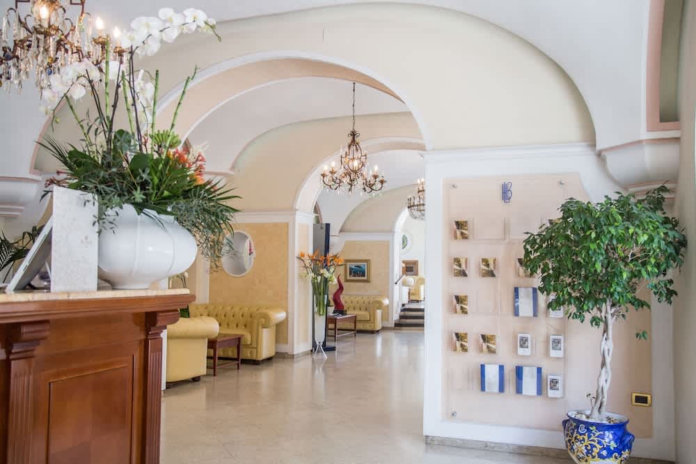 Lloyd's Baia Hotel 2