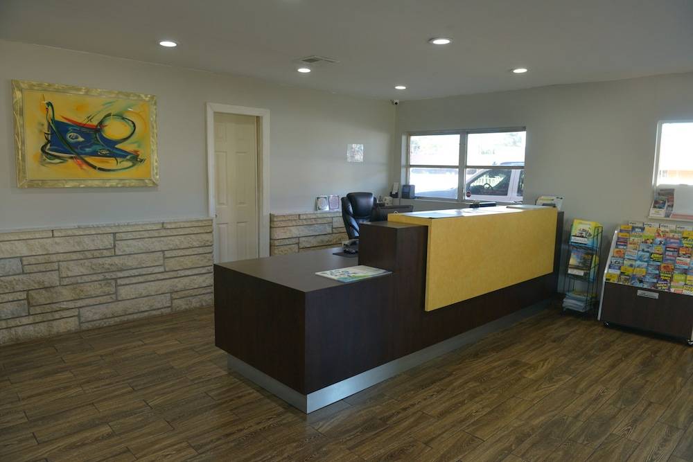 Rodeway Inn & Suites Winter Haven Chain of Lakes 2