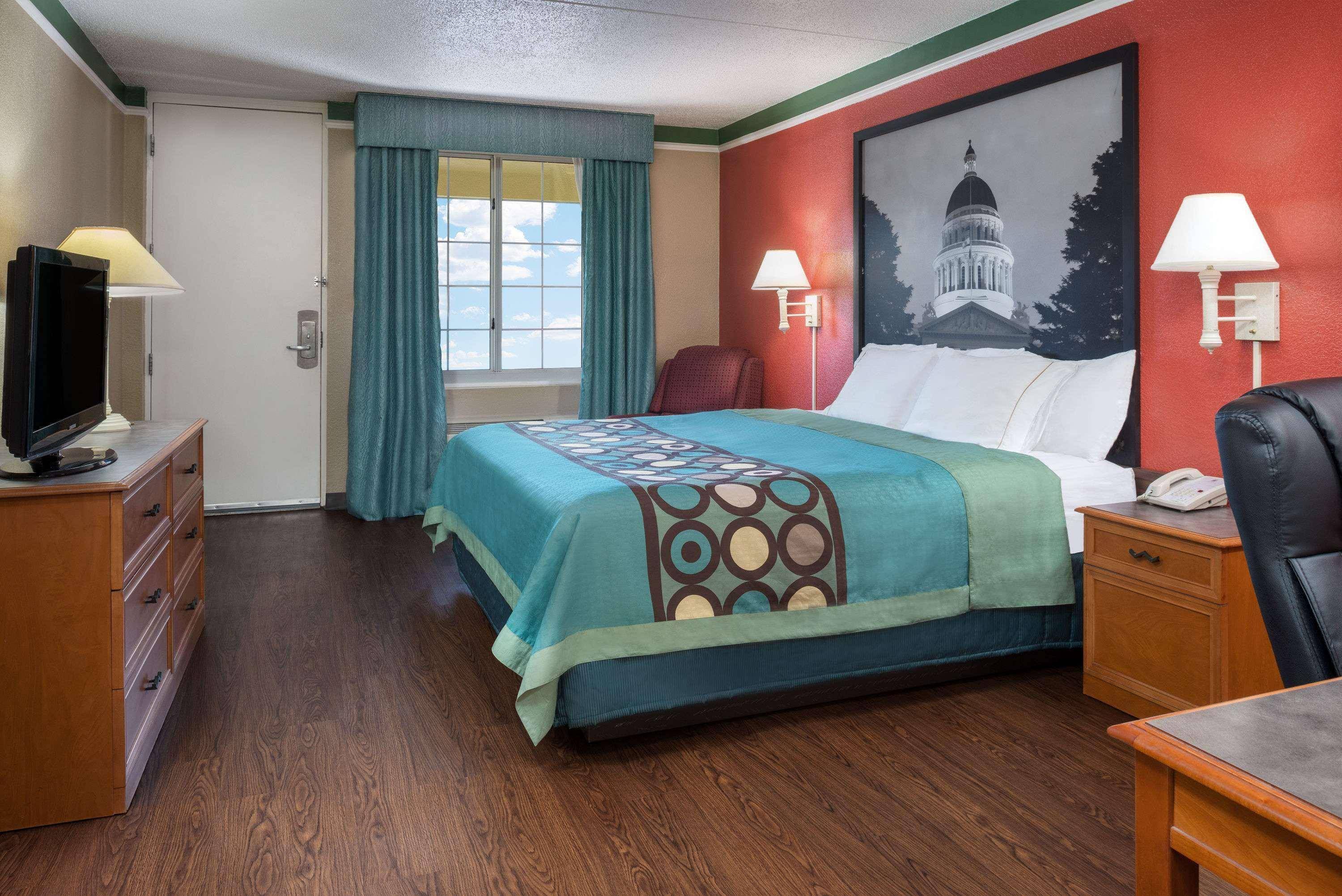 Super 8 by Wyndham Little Rock/Otter Creek 2