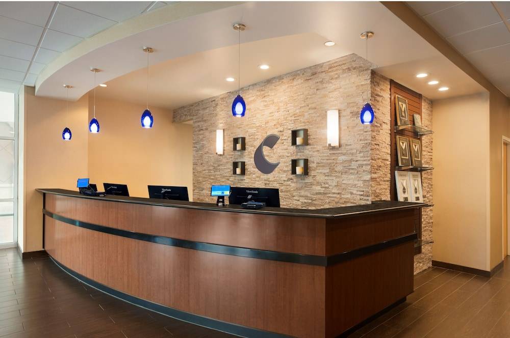Comfort Inn & Suites Presidential 2