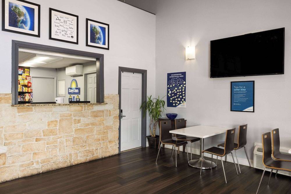 Days Inn by Wyndham Aberdeen 2