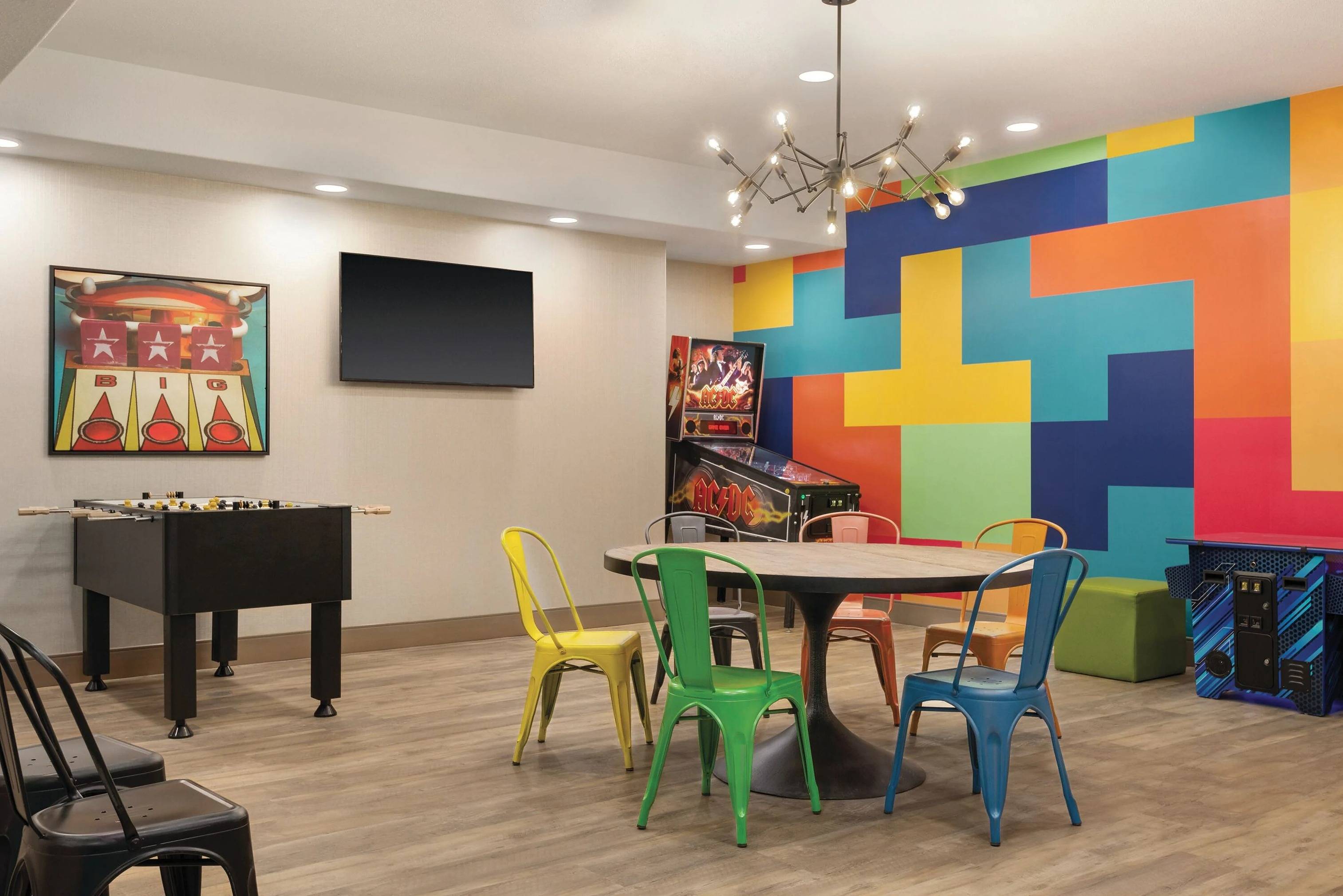 Canalta Hotel Airdrie 2