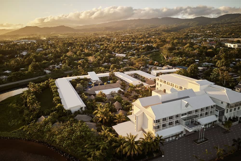 Sheraton Samoa Aggie Grey's Hotel & Bungalows 1