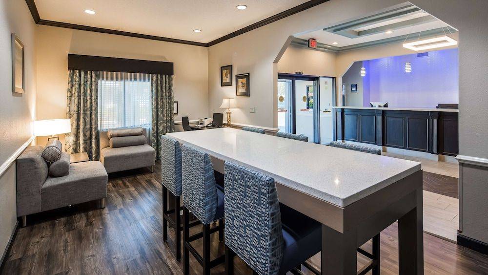 Best Western Mayport Inn and Suites 2