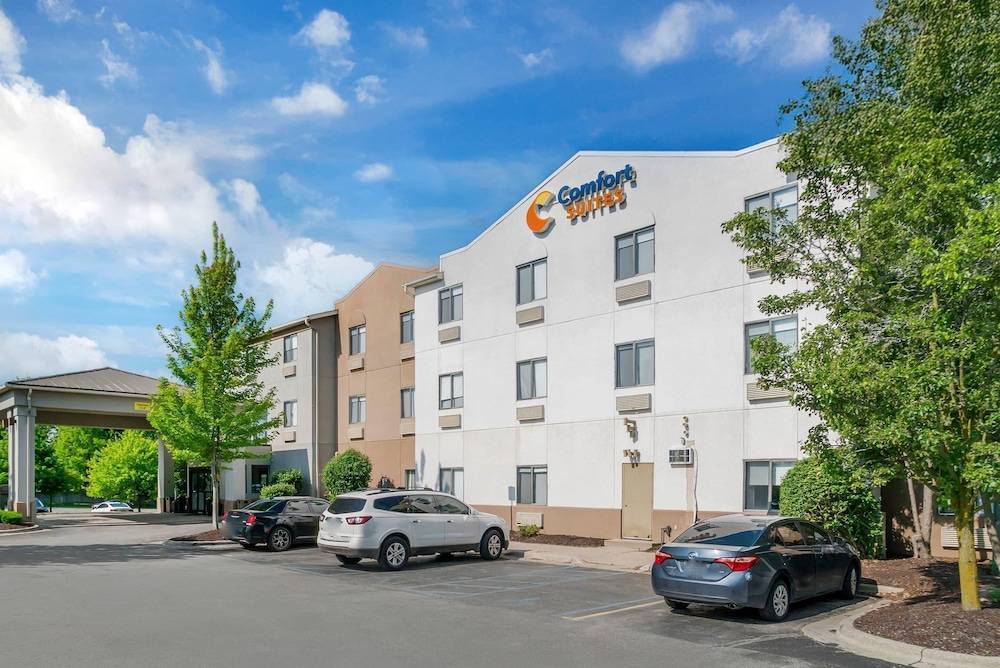 Comfort Suites Auburn Hills-Detroit 1