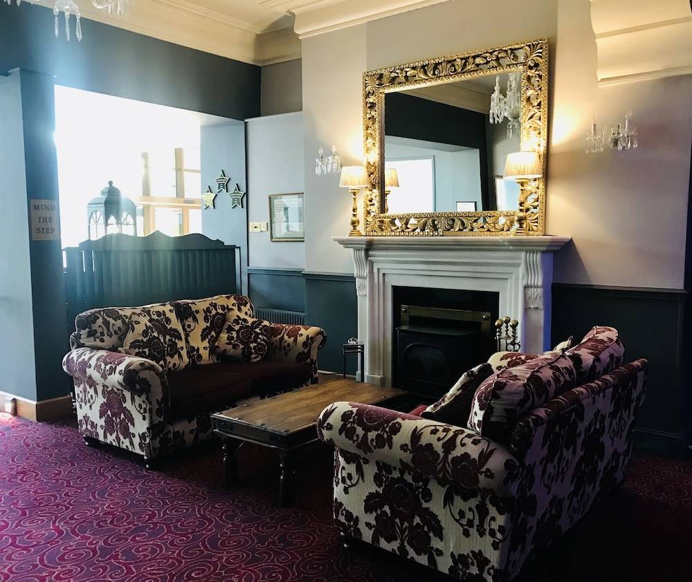 Twin Trees Hotel & Brusna Falls Leisure 2