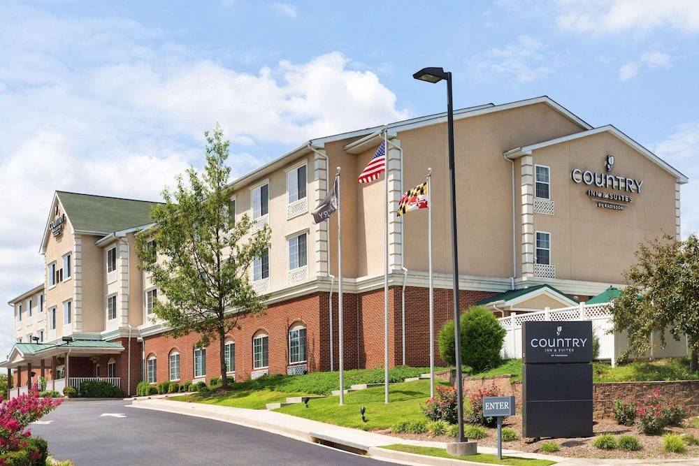 Country Inn & Suites by Radisson, Bel Air-Aberdeen, MD 1