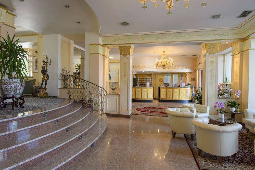 Hotel Astoria 2