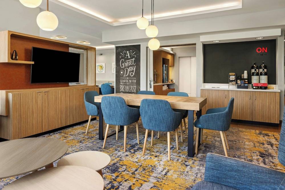 TownePlace Suites by Marriott Minneapolis near Mall of America 2