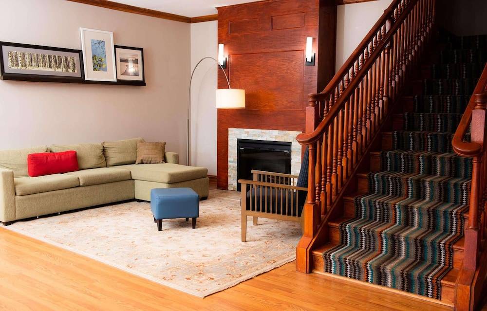 Country Inn & Suites by Radisson, Brockton (Boston), MA 1
