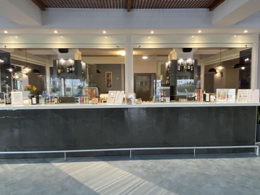 Hydramis Palace Beach Resort 2