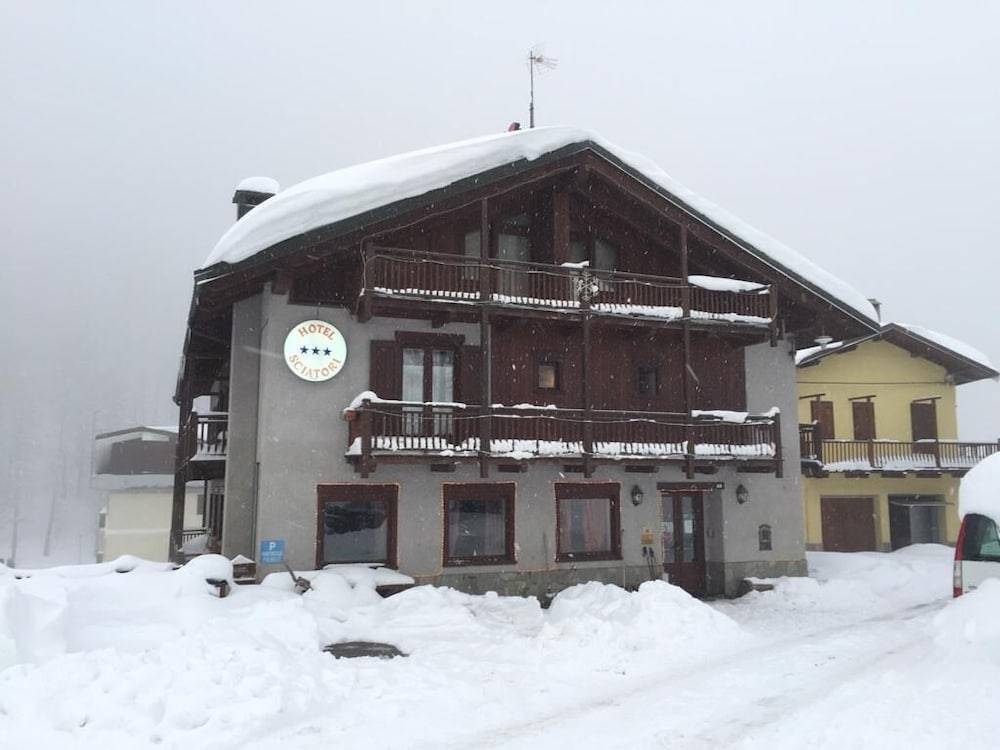 Hotel Sciatori 1