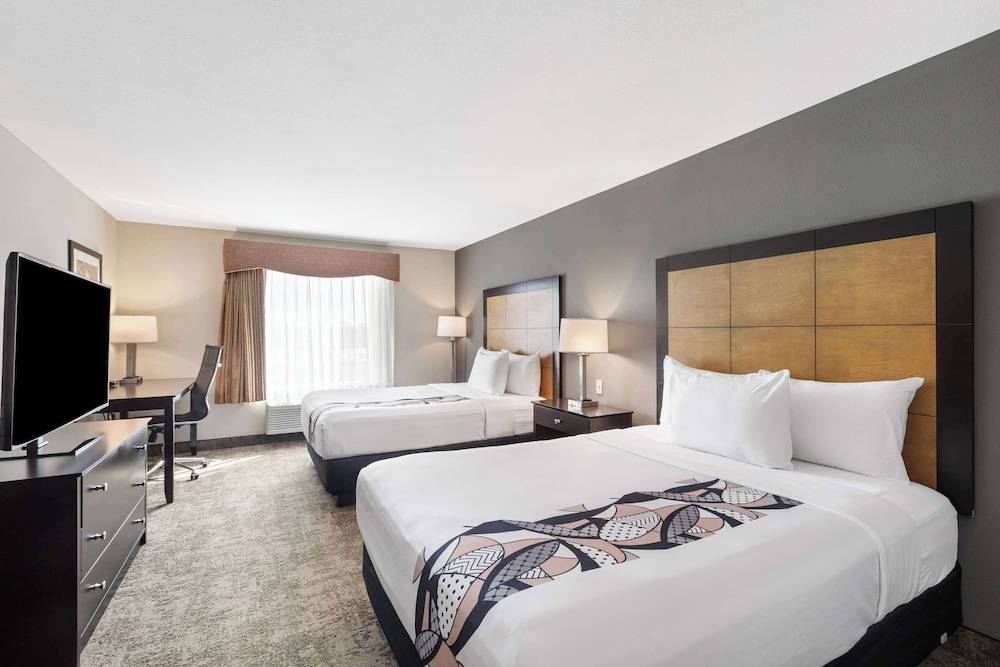 Best Western Inn & Suites - Midway Airport 1
