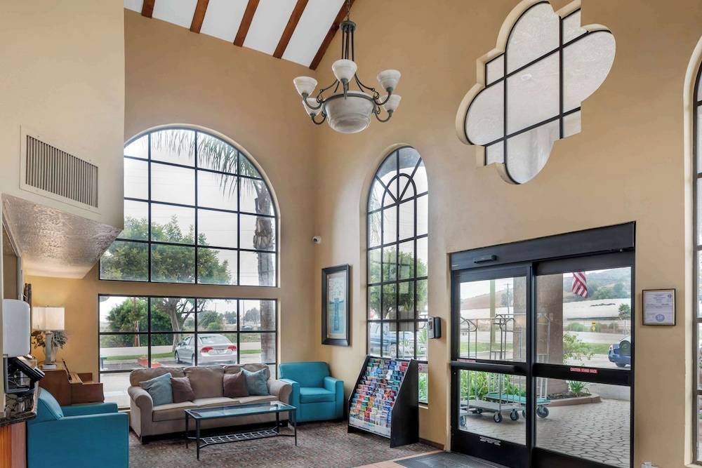Quality Inn & Suites Camarillo-Oxnard 2